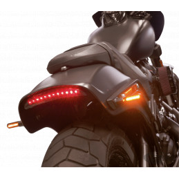 Feu arrière Revox pour Sportster et Fat Bob M8 avec lentille fumée et LEDs rouges 161815 Pièces pour Harley-Davidson