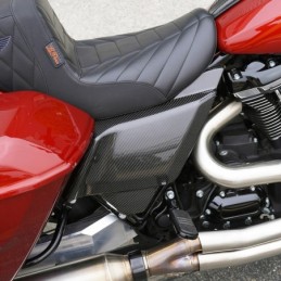 Caches lateraux en carbone arlen ness pour touring A210200