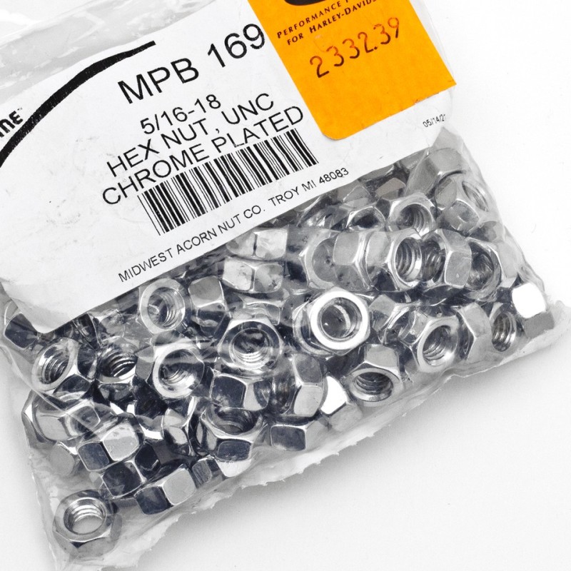 Assortiment d'ecrous et de rondelles chromes 233239