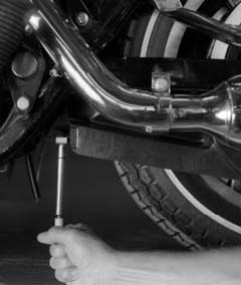 comment régler la tension et l'alignement d'une courroie Harley Davidson
